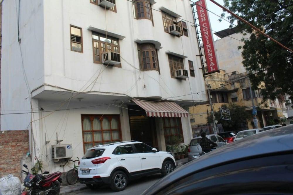 Hotel Singh Continetal Delhi  Exterior photo